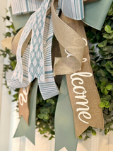 Beach House, Lake House Bow