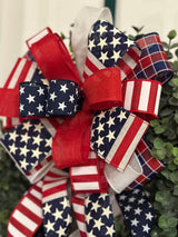 American Flag & Plaid Patriotic Bow - Emerald's Avenue
