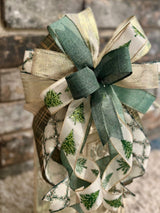Green & Gold Christmas Trees Lantern Bow - Emerald's Avenue