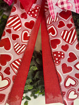 Lots of Hearts Valentine's Day Bow - Emerald's Avenue