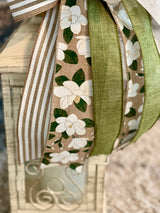Magnolias Lantern Bow - Emerald's Avenue