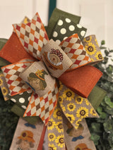 Scarecrows & Sunflowers Bow - Emerald's Avenue