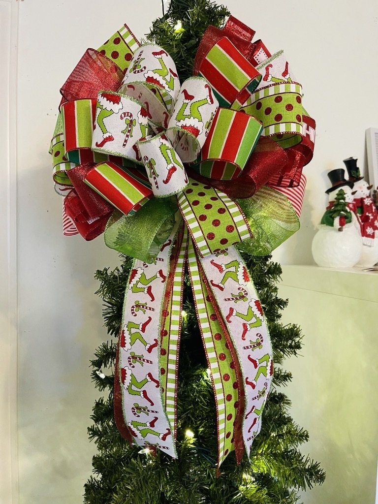 Large Green Monster Legs Christmas Tree Topper Bow – Emerald's Avenue