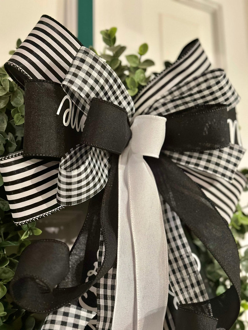 Black & White Welcome Bow - Emerald's Avenue