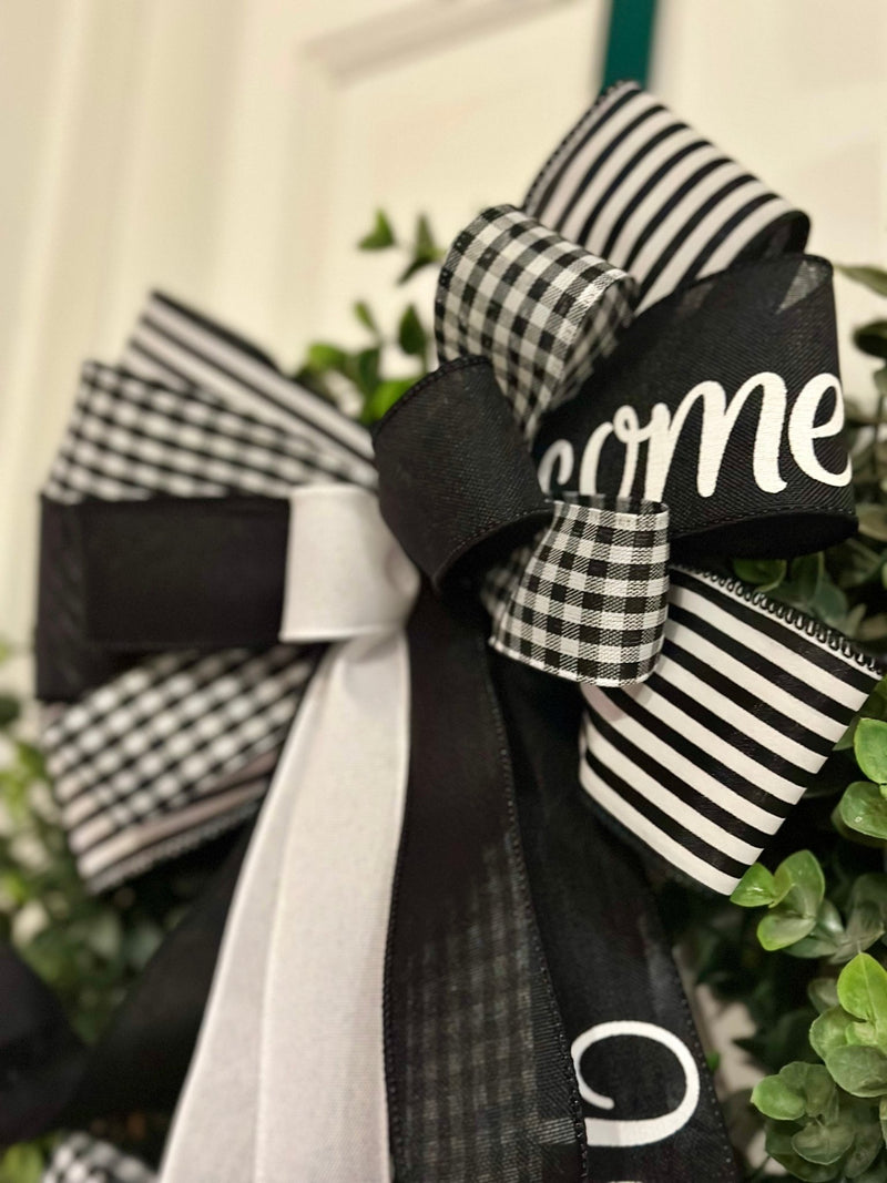 Black & White Welcome Bow - Emerald's Avenue