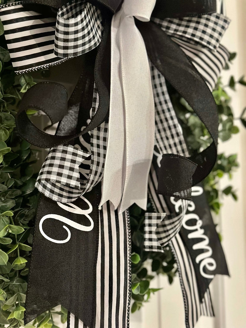 Black & White Welcome Bow - Emerald's Avenue