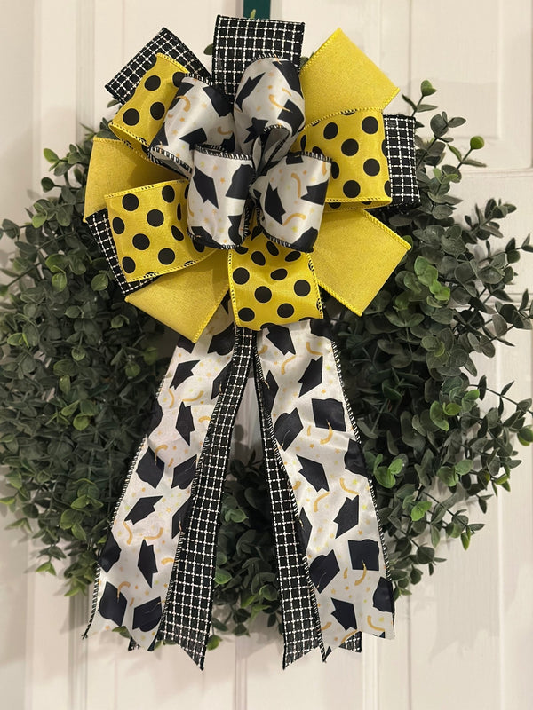 Graduation Bow - Emerald's Avenue