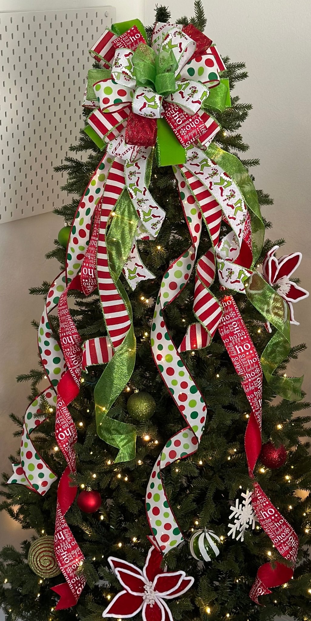 Large Green Monster Legs Christmas Tree Topper Bow – Emerald's Avenue