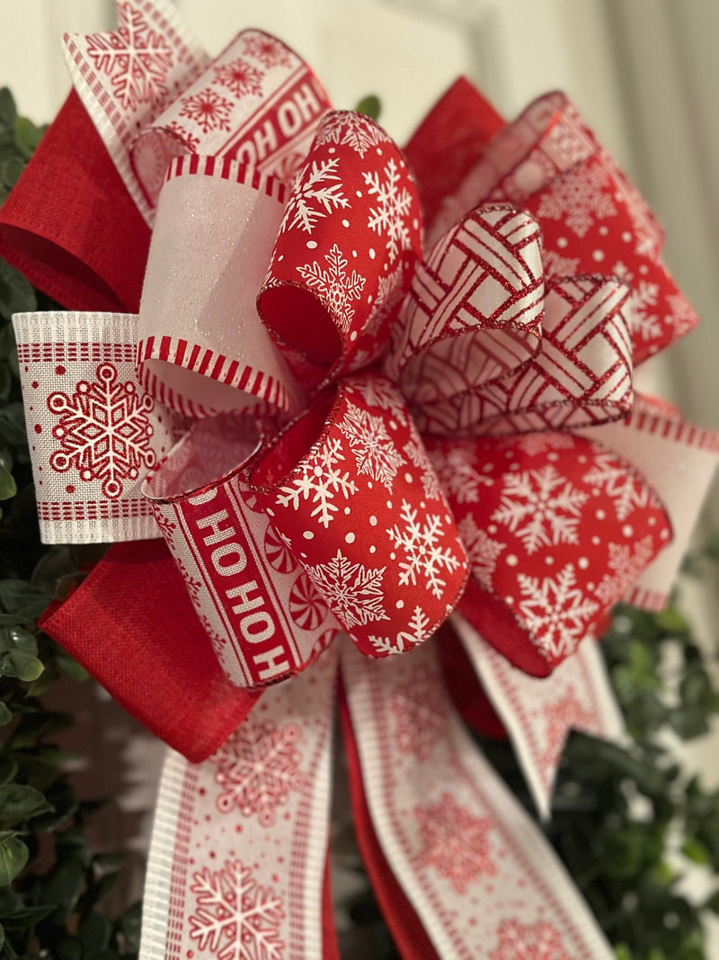 Red & White Christmas Bow - Emerald's Avenue