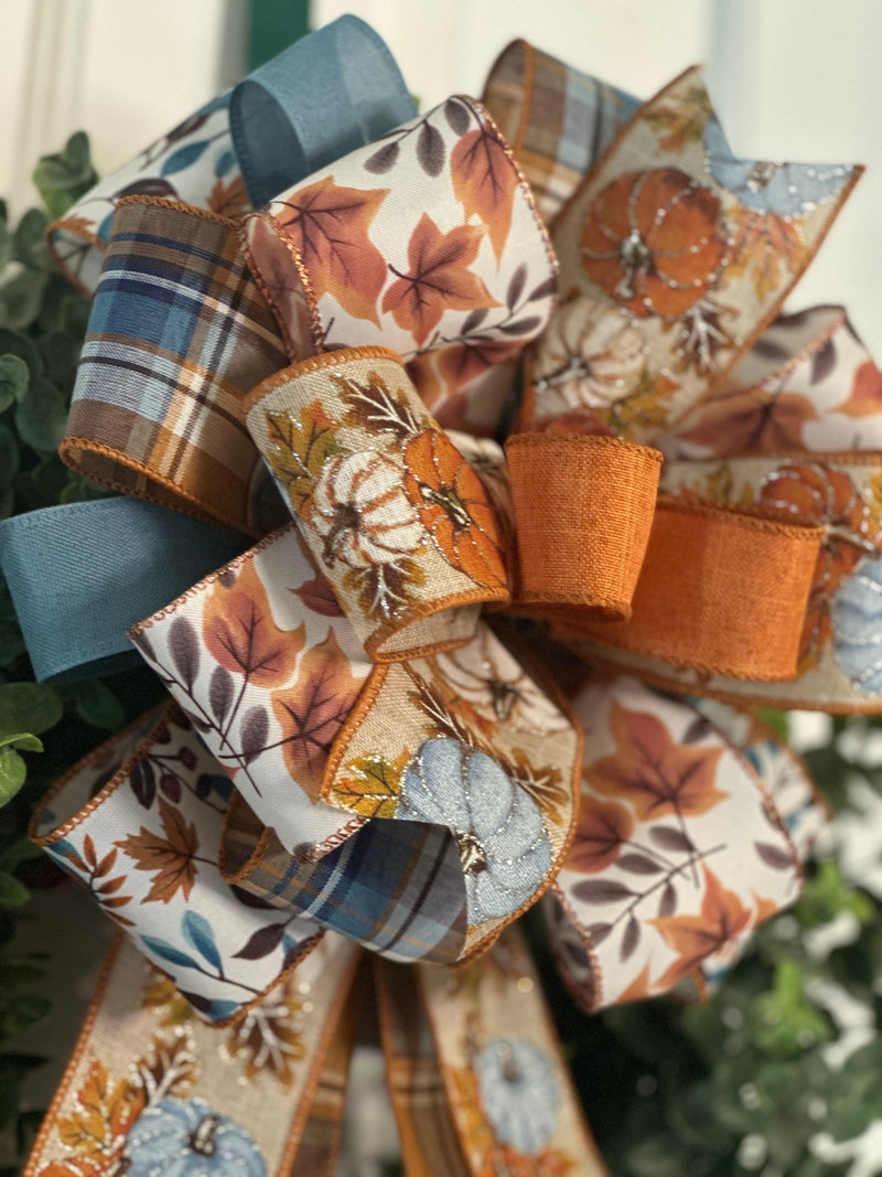 Traditional Leaves & Pumpkins Fall Bow - Emerald's Avenue