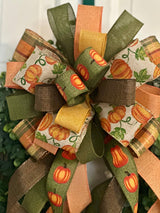 Traditional Pumpkins & Plaid Fall Bow - Emerald's Avenue