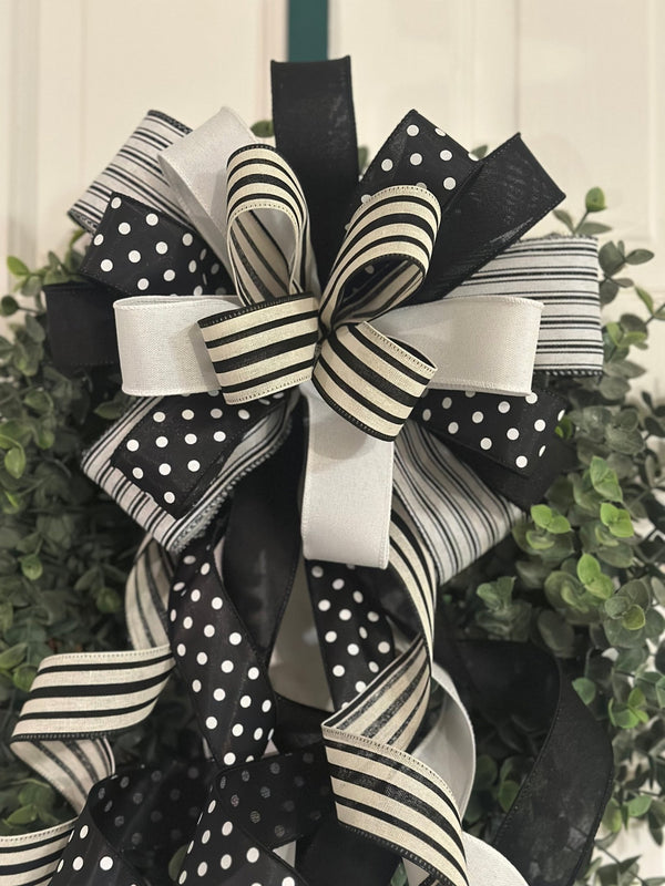 Elegant Black & White Farmhouse Bow - Emerald's Avenue