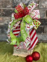 No Peeking Grinch Lantern Bow - Emerald's Avenue