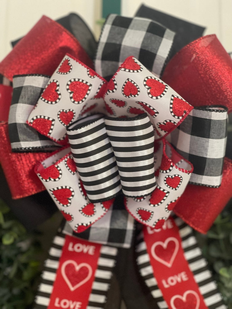 Red Hearts Valentine's Day Bow - Emerald's Avenue